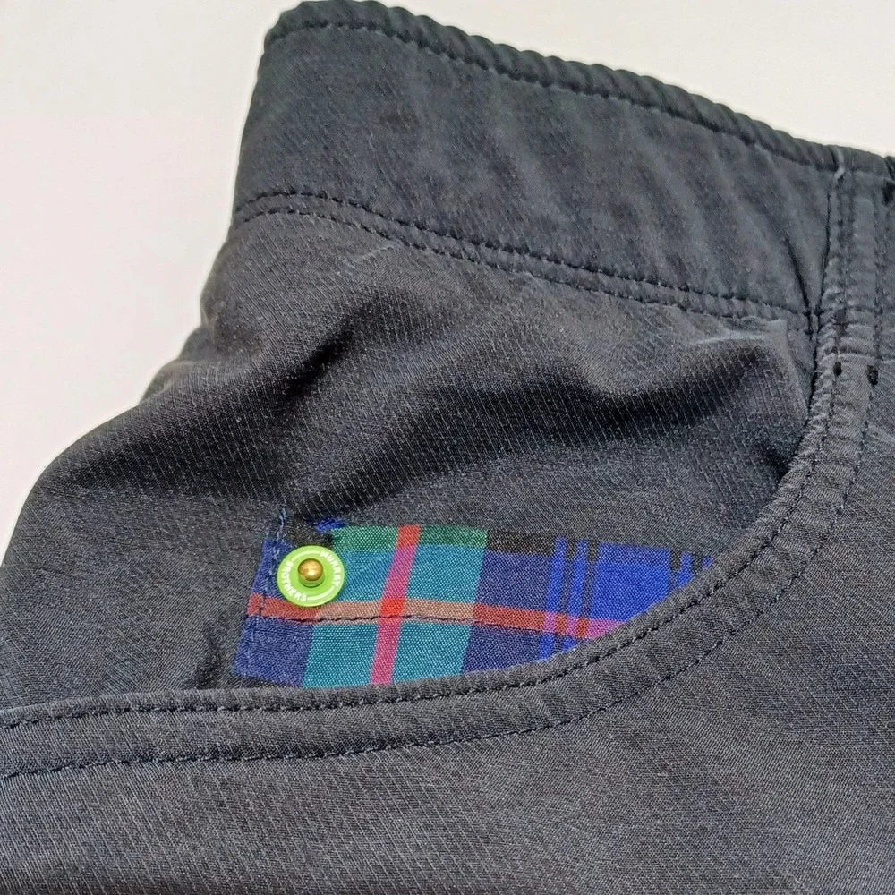 William Murray Golf Shorts Mens 34W Black Plaid Accent Performance Preppy Club